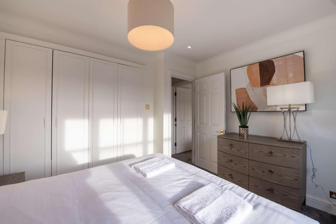 Somerset Court Kensington Apartments Londen Buitenkant foto